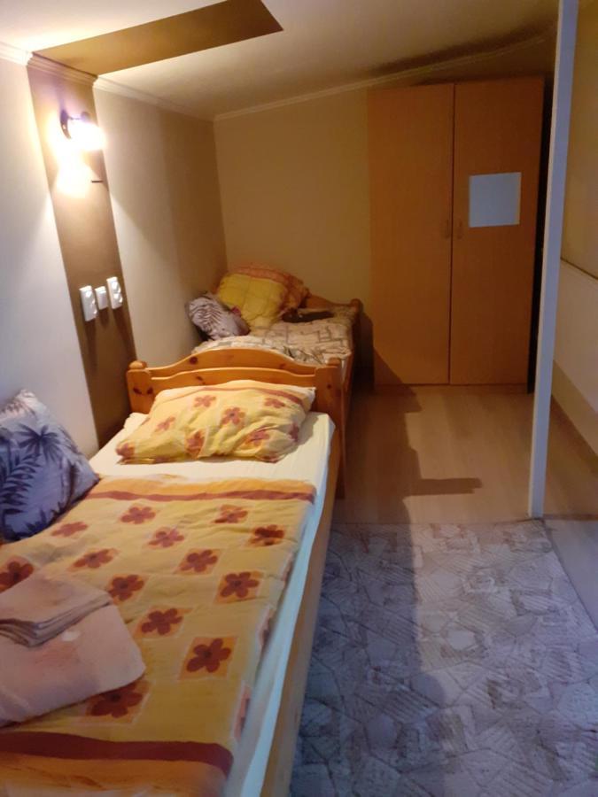 Csilla Apartman Balogunyom ภายนอก รูปภาพ