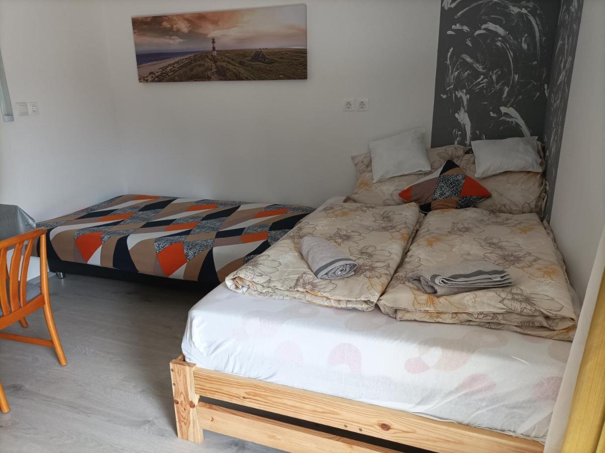 Csilla Apartman Balogunyom ภายนอก รูปภาพ