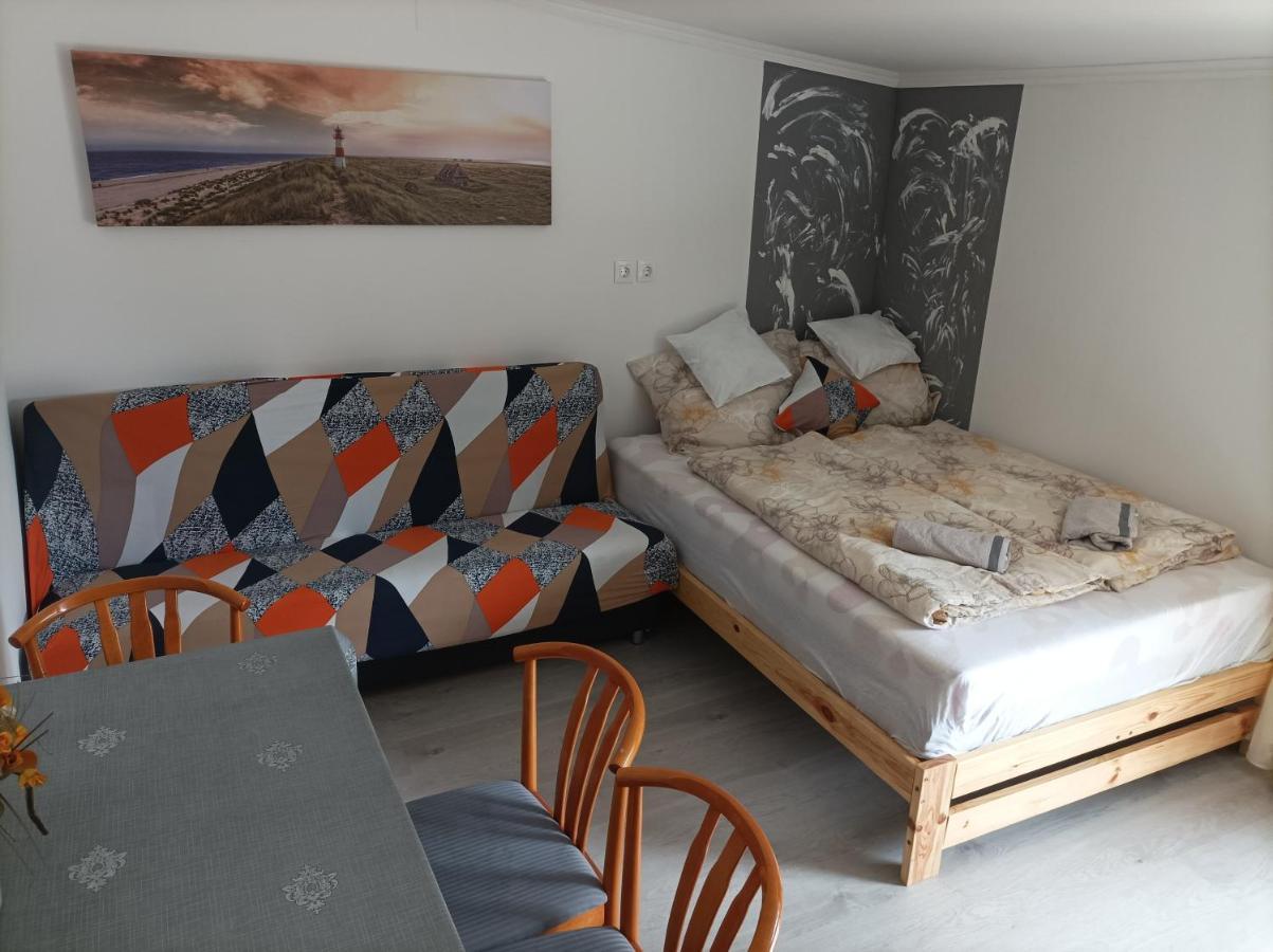 Csilla Apartman Balogunyom ภายนอก รูปภาพ