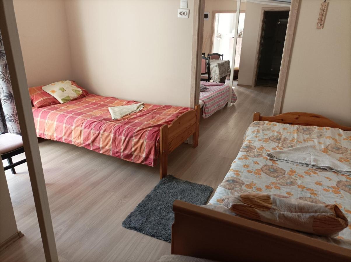 Csilla Apartman Balogunyom ภายนอก รูปภาพ
