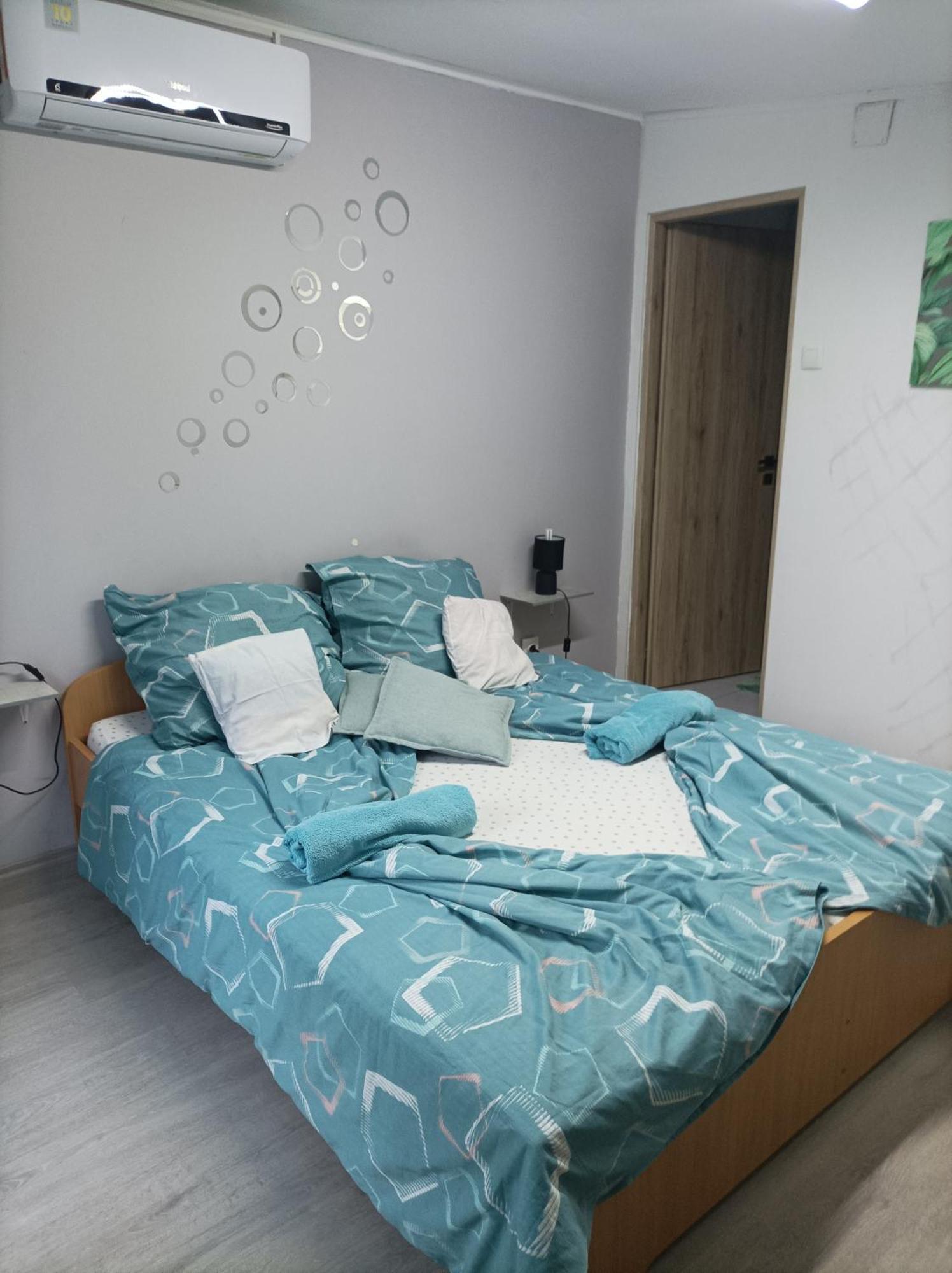 Csilla Apartman Balogunyom ภายนอก รูปภาพ
